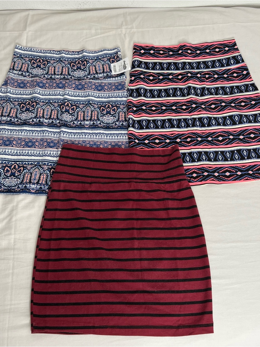 Charlotte Russe Mini Skirt Lot Of 3 size Small Pull-On Stretch